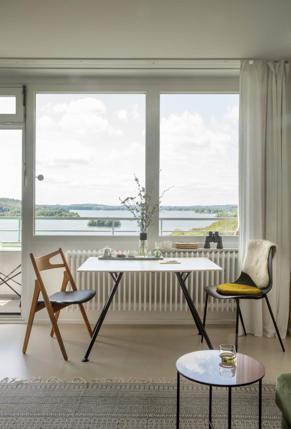 Apartment over the lake, Interieur, Interior Design, Ausstattung, Living, Wohnen, bright colors, Style, lake apartment, cozy home, Single apartment