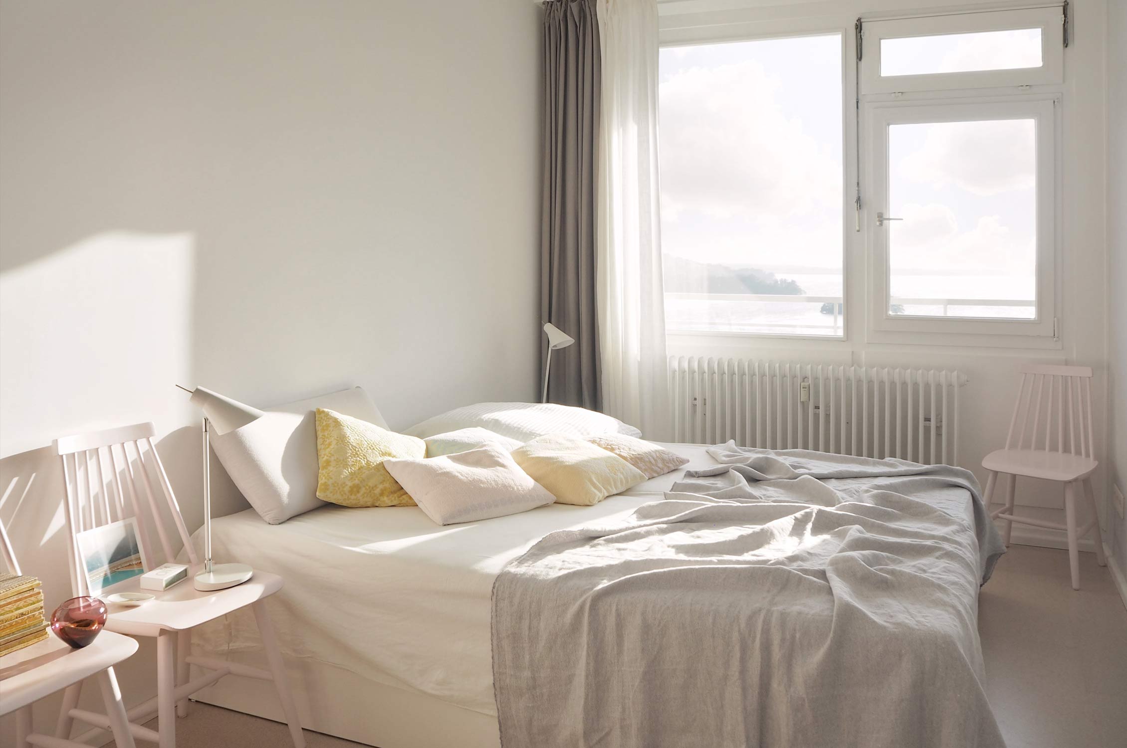 Apartment over the lake, Interieur, Interior Design, Ausstattung, Living, Wohnen, bright colors, Style, lake apartment, cozy home, Single apartment