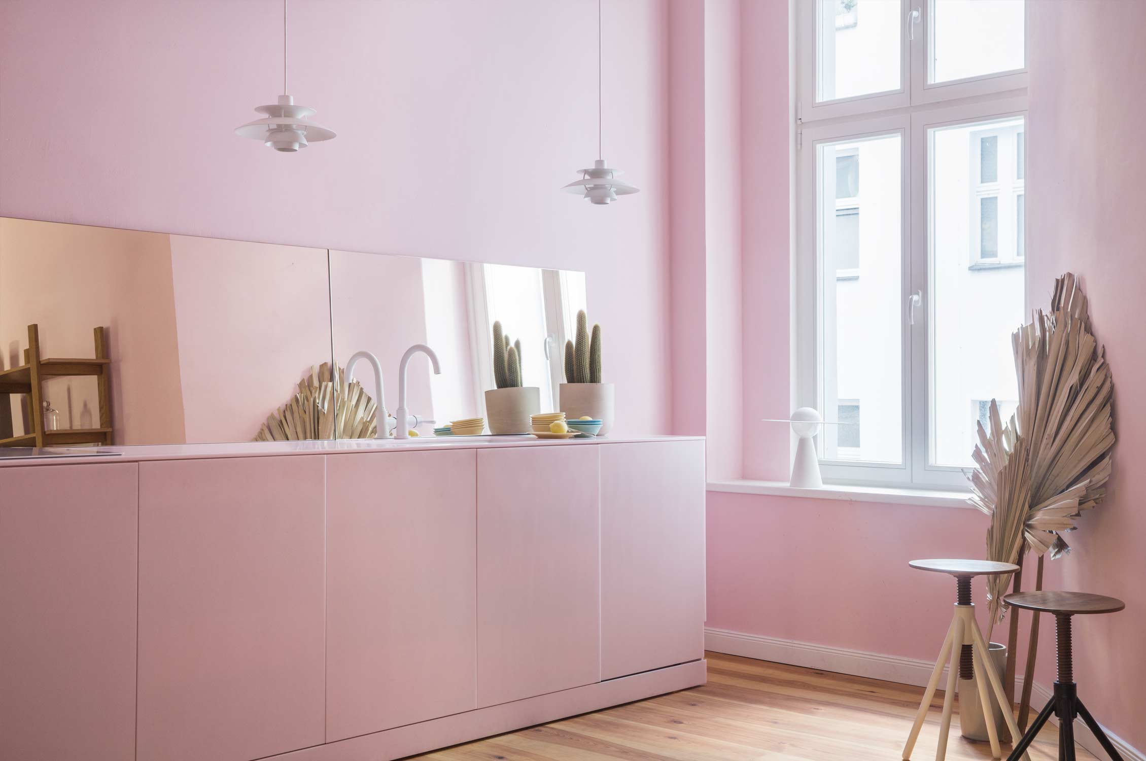 Lukas´and Philip´s Kreuzberg apartment, Interior Design, Interieur, Ausstattung, Living, Wohnen, Style, cozy home, pastel colors, Pastell Farben, Rent location