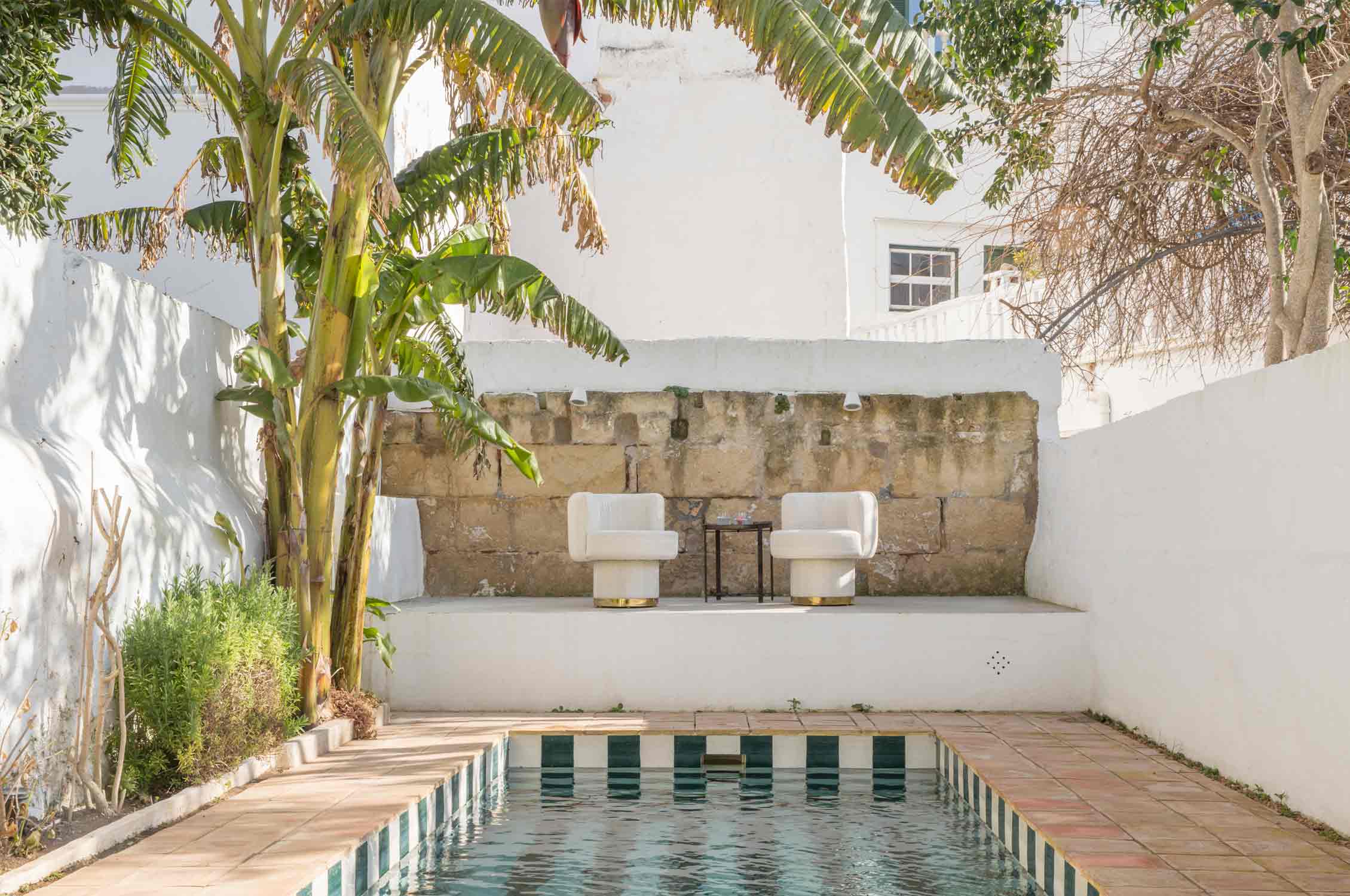 Interior Design, Interieur, Ausstattung, Living, Wohnen, Style, cozy home, mediterranean, mediterran, colors, Strong Colors, Starke Farben, Menorca City Domicile, Mahon, Mao