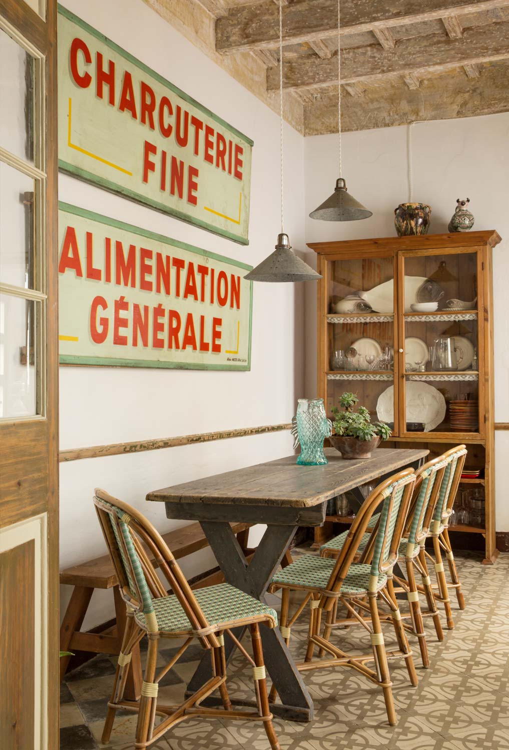 Interior Design, Interieur, Ausstattung, Living, Wohnen, Style, cozy home, mediterranean, mediterran, colors, Strong Colors, Starke Farben, Menorca City Domicile, Mahon, Mao