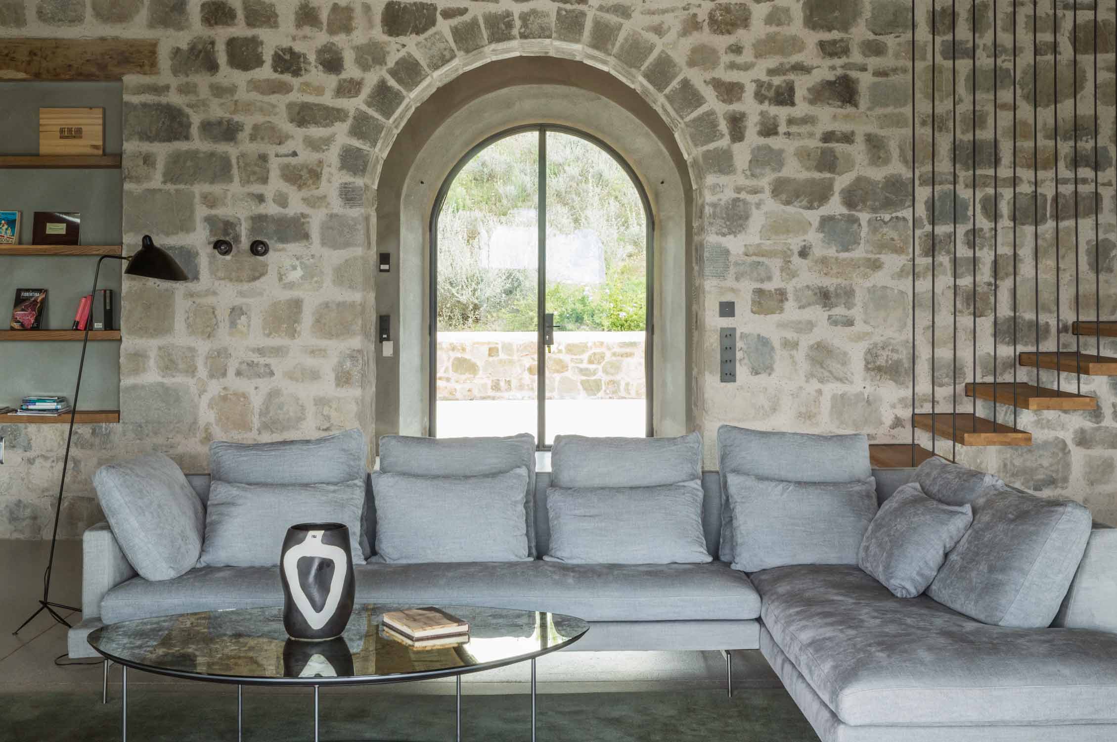 Toscana Country House, Italy Interior Design, Interieur, Ausstattung, Living, Wohnen, Style, cozy home, mediterranean, mediterran, Colors, sanfte Farben, Stone House, Steinhaus